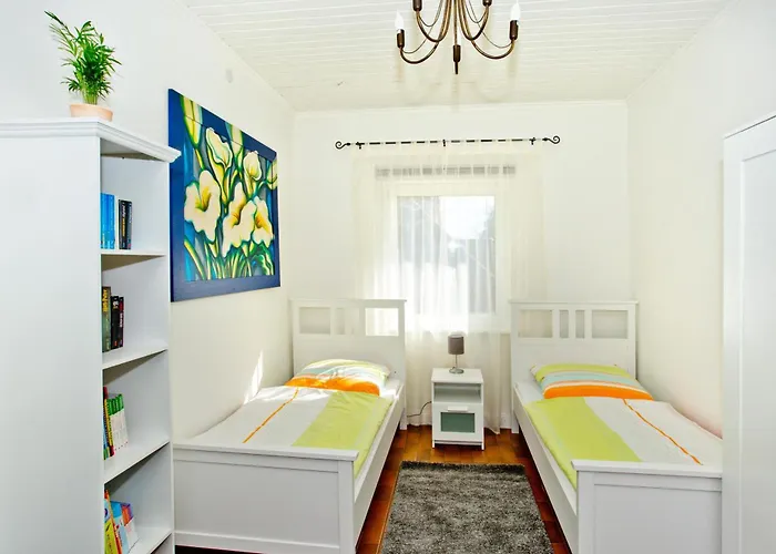 Neu! Zum Kaminzimmer